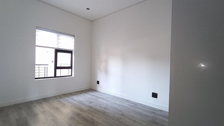 2 Bedroom Property for Sale in Table View Western Cape